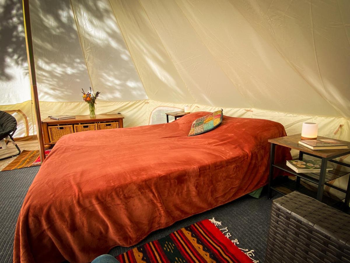Glamping In The Redwoods With A Hot Tub! Hotel Garberville Ngoại thất bức ảnh