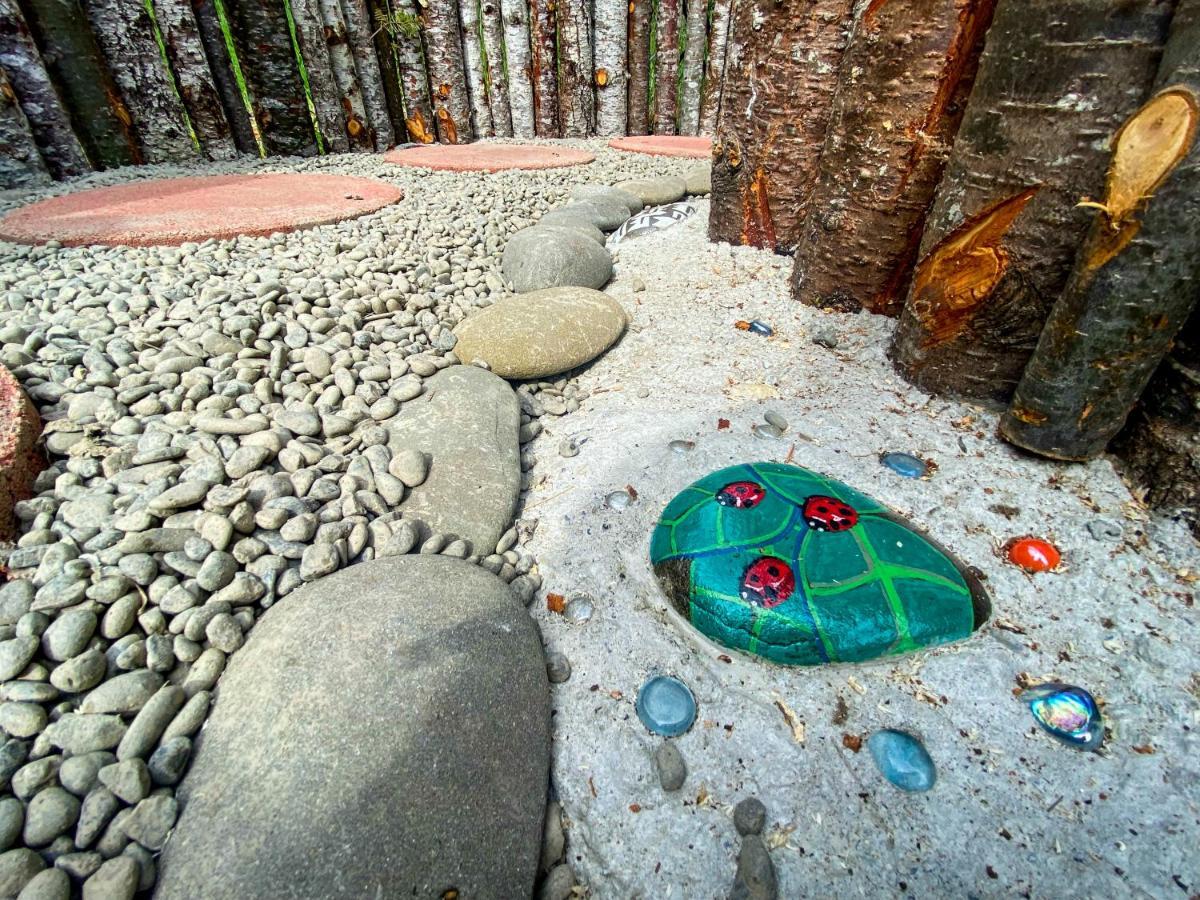 Glamping In The Redwoods With A Hot Tub! Hotel Garberville Ngoại thất bức ảnh